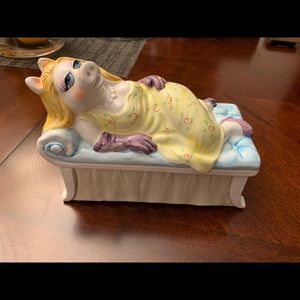 Miss Piggy Trinket Box Vintage 1980 Collectible